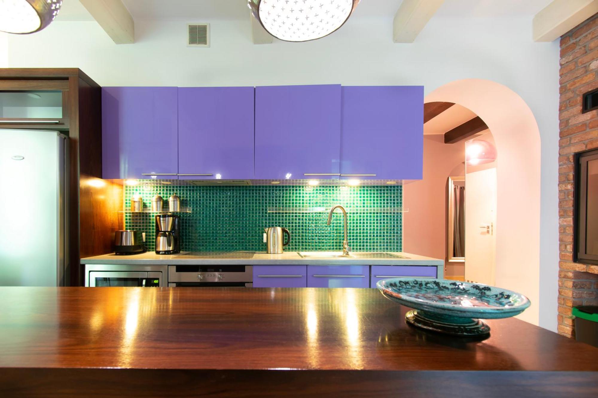 Spacious 3br With Ac In Living Room, 2 Balconies Krasków