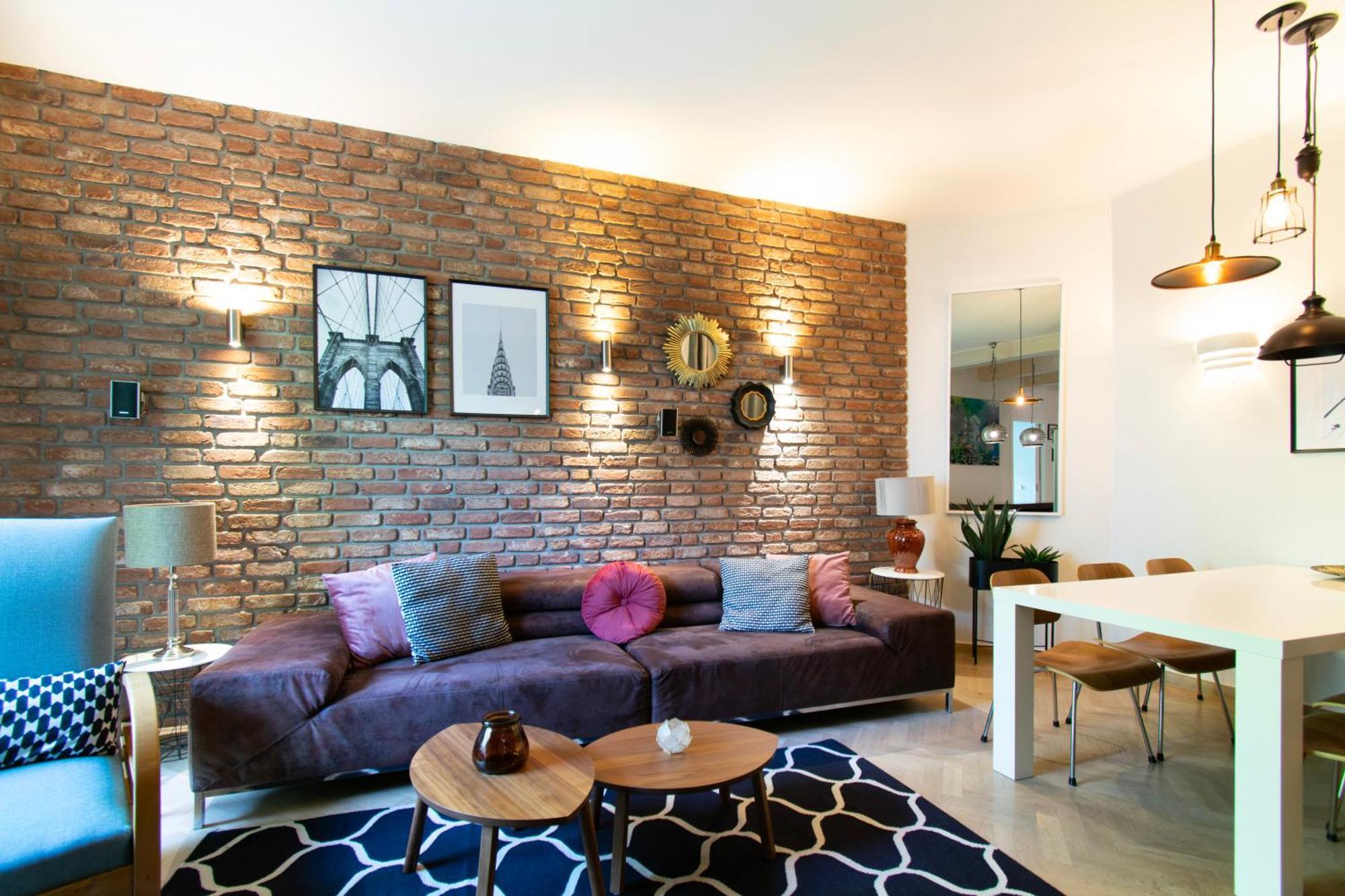 Spacious 3br With Ac In Living Room, 2 Balconies * Krasków